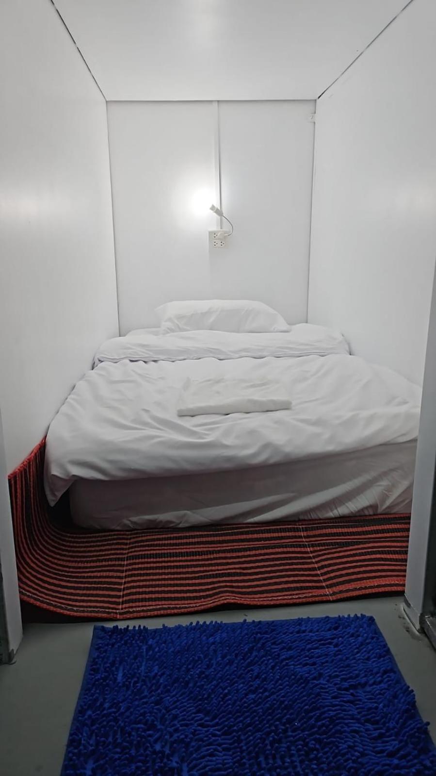 Kai Lions International Capsule Hostel Pakxe Eksteriør billede